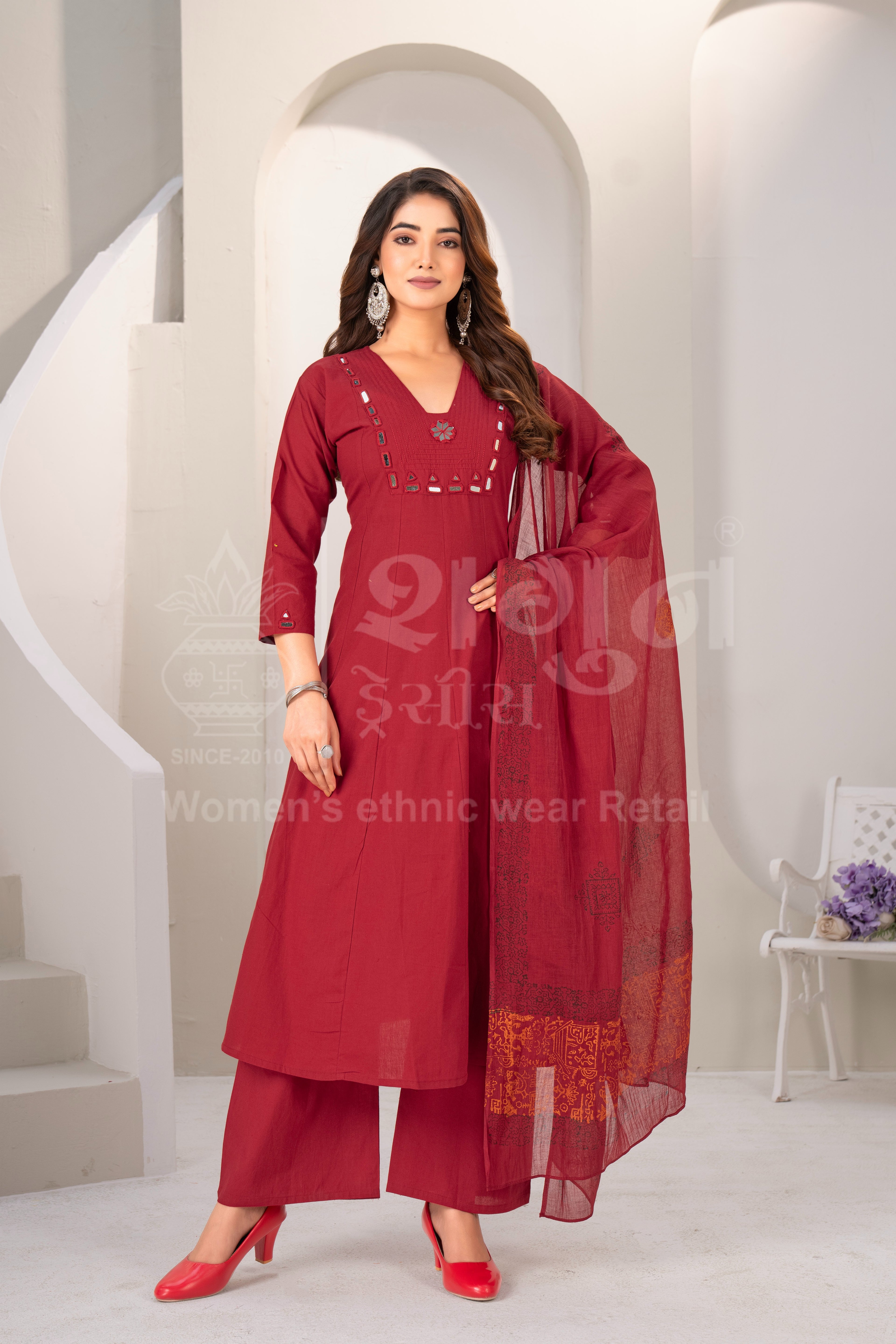 Cotton Round Kurti with Block Print Dupatta & Hand Work Detailing