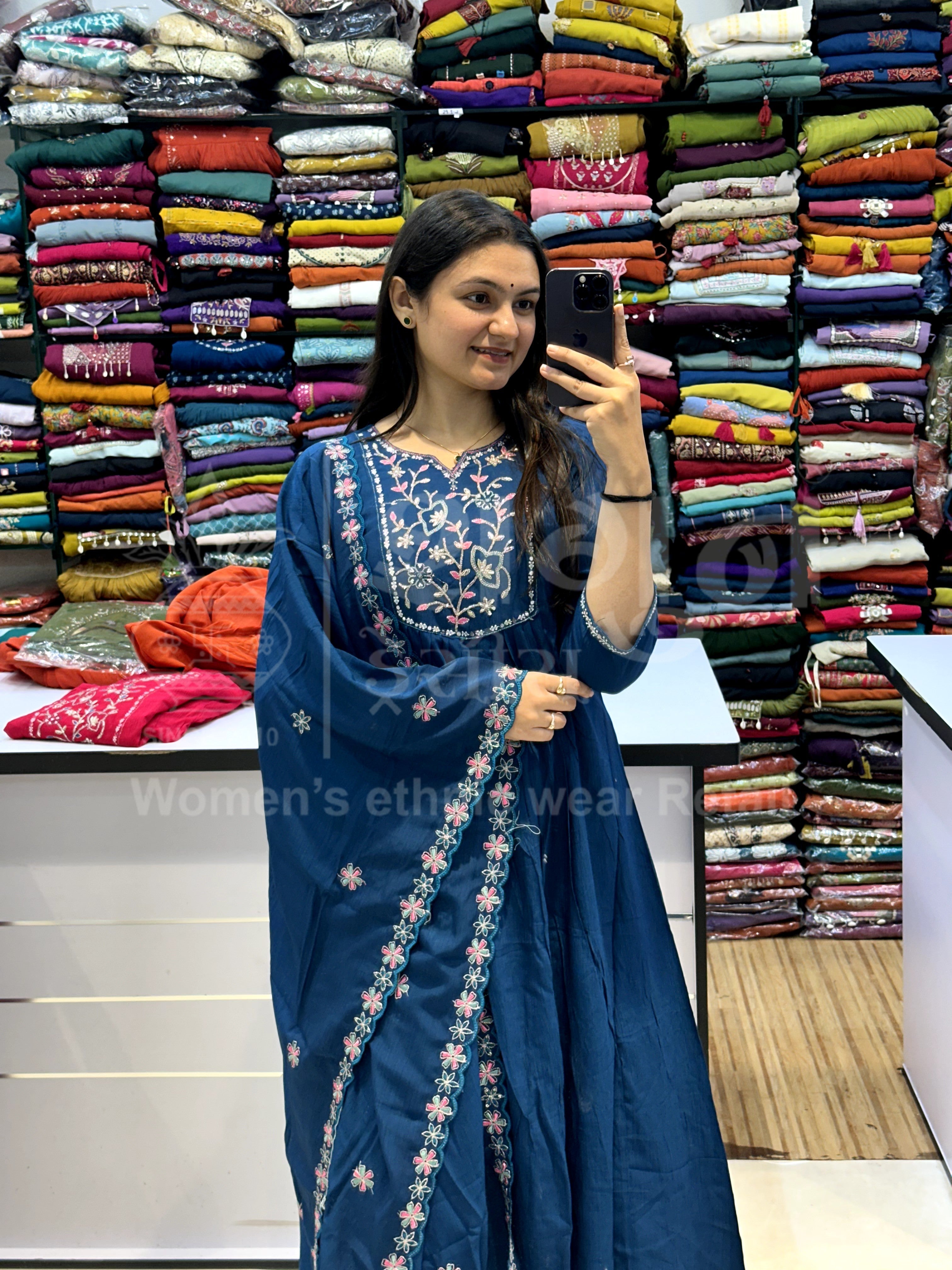 Elegant Hand Work Embroidered Neck Kurti Set