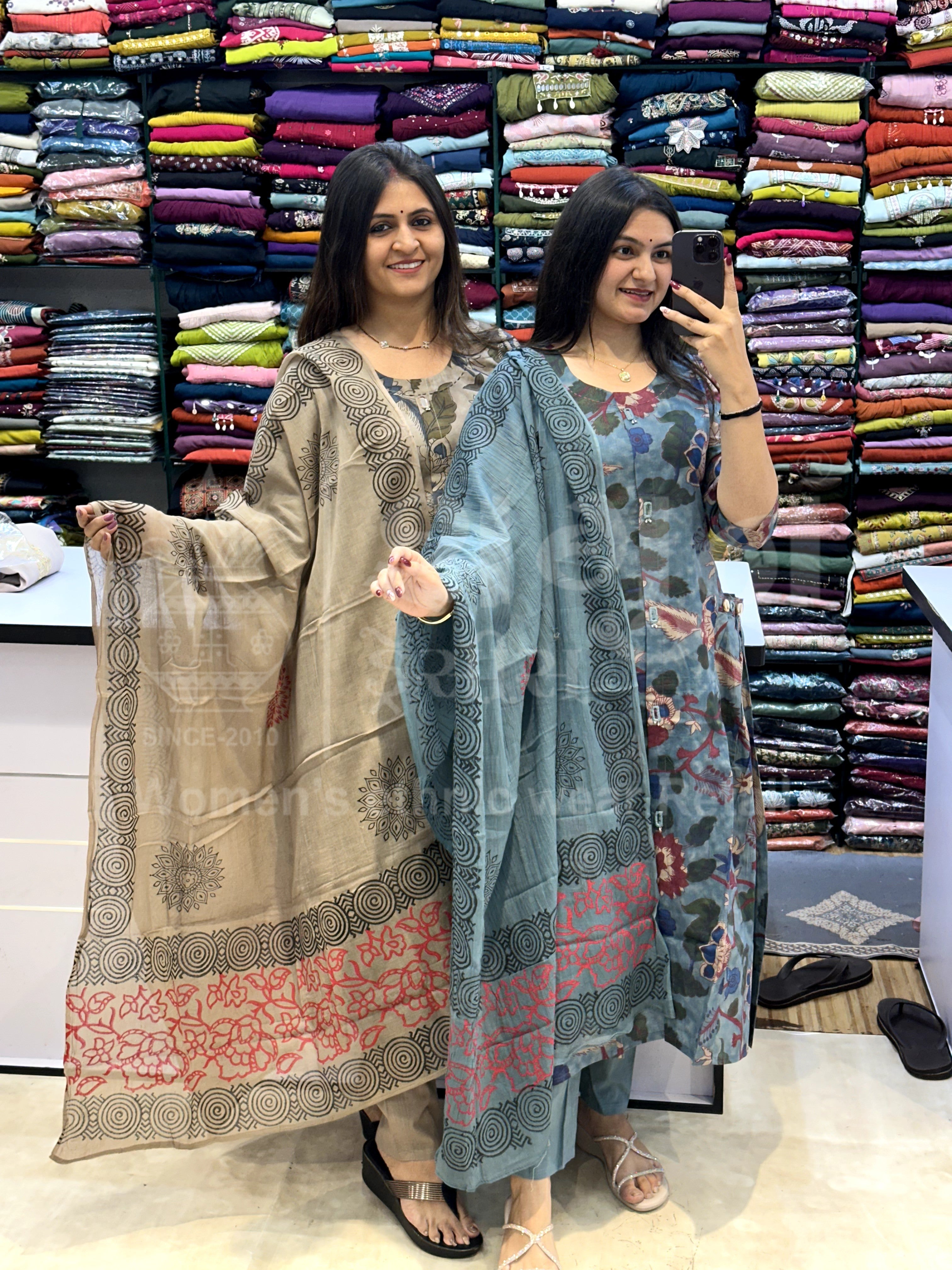 Floral Printed Kurti Set with Matching Dupatta