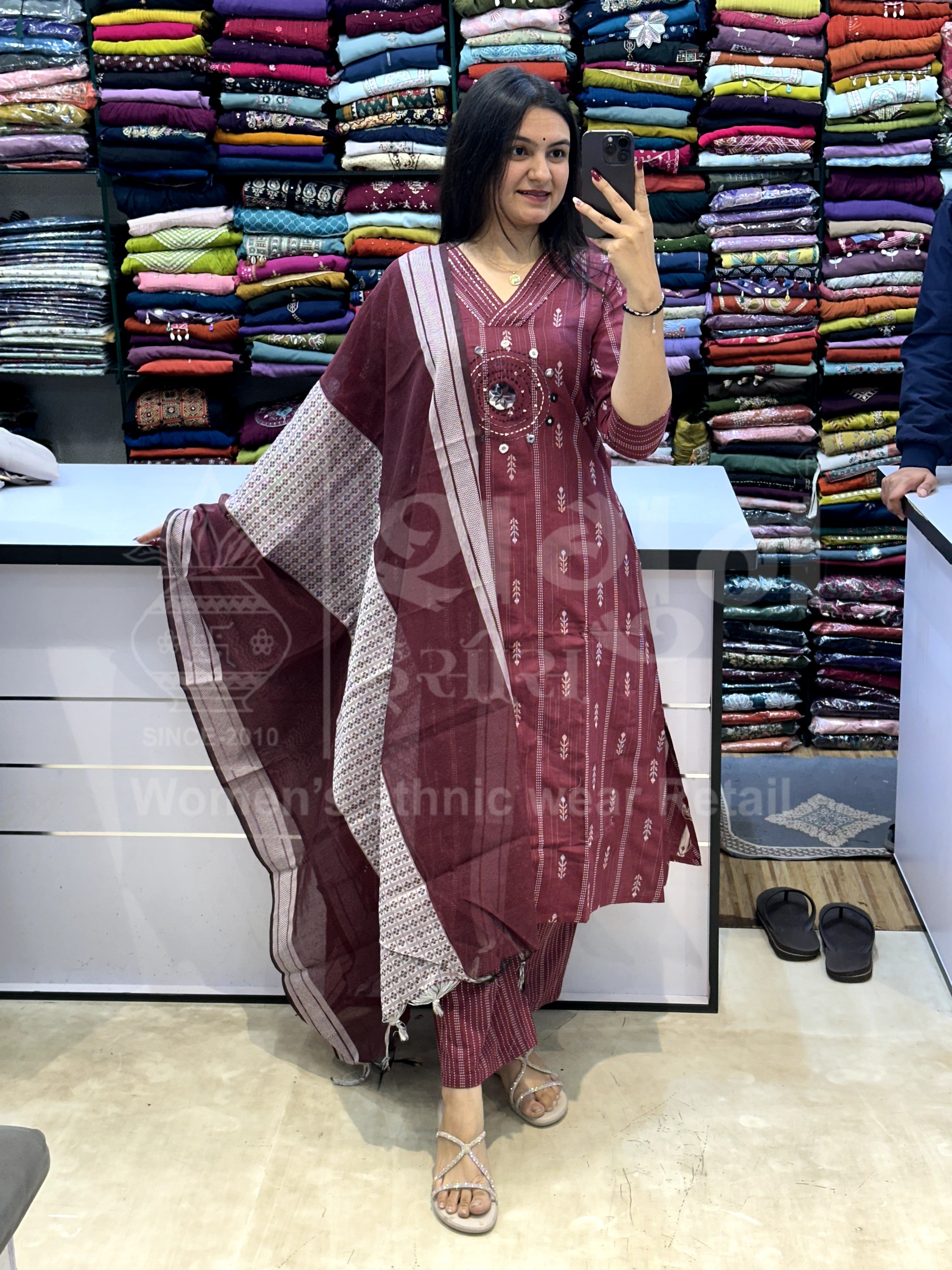 Vira Dobby Print Kurti Set with Dupatta